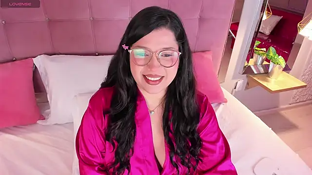 ArticaBelle online show from November 27, 2025, 4:36 am