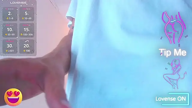 Snapshot of Molly_Spears chatting on February 26, 2025, 2:36 pm Molly Spears online show from February 26, 2025, 2:36 pm