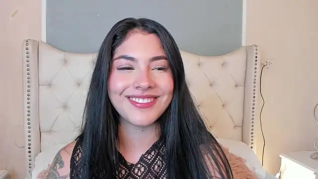 Mia Elowen online show from February 12, 2025, 12:58 am