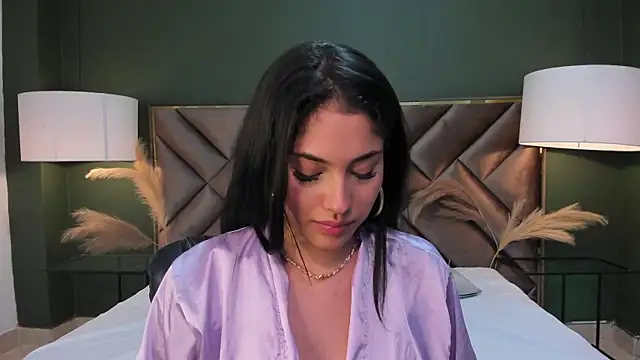 Mia Elowen online show from March 14, 2025, 12:32 am