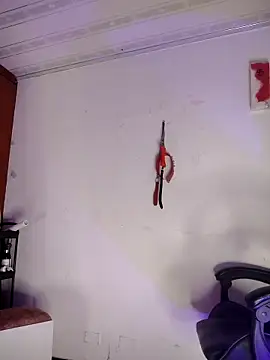 LaurenWelly  online show from March 1, 2026, 12:07 pm