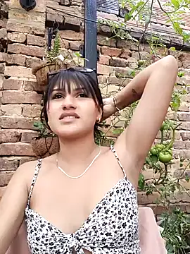 Snapshot of Nicky-7 chatting on January 14, 2025, 8:48 pm Nicky-7 online show from January 14, 2025, 8:48 pm