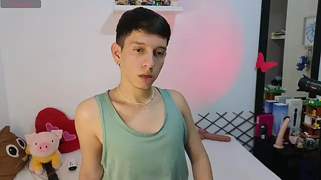 milky  boy  online show from February 8, 2026, 4:49 am