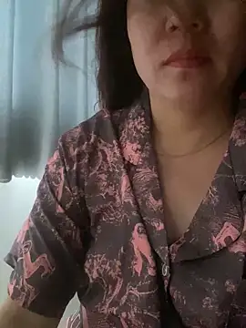 Snapshot of Cesywet chatting on February 10, 2025, 12:52 am Cesywet online show from February 10, 2025, 12:52 am