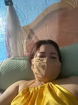 Snapshot of Cesywet chatting on February 27, 2025, 3:59 pm Cesywet online show from February 27, 2025, 3:59 pm