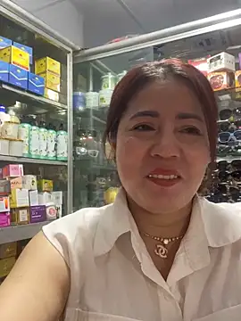 Snapshot of Cesywet chatting on March 6, 2025, 3:46 am Cesywet online show from March 6, 2025, 3:46 am