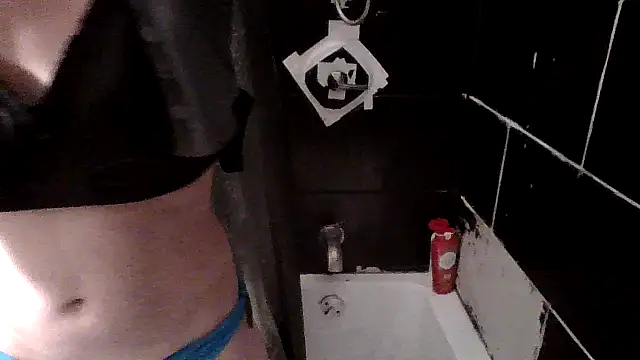 Snapshot of MizzAmy1 chatting on December 29, 2024, 11:08 pm MizzAmy1 online show from December 29, 2024, 11:08 pm