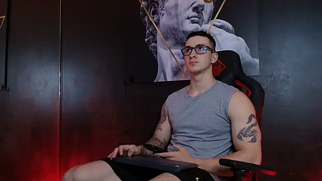 JacksonOlsenn online show from November 3, 2025, 9:05 pm