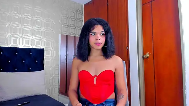 evelyn wine online show from March 11, 2025, 2:51 pm