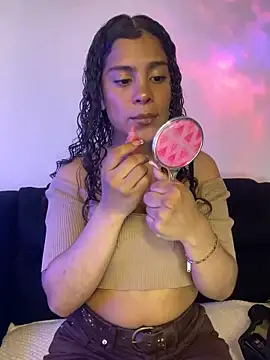 NINA 18 YEARS online show from December 6, 2024, 8:18 pm