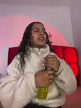 NINA 18 YEARS online show from February 8, 2025, 3:10 pm