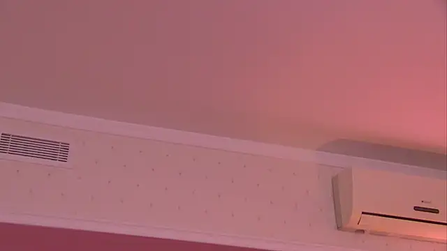 AngeliqueSkye online show from February 21, 2025, 12:50 pm