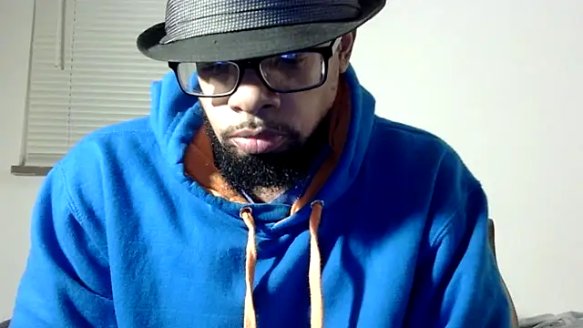 Snapshot of WhiskeyWood_DuhGOD chatting on October 27, 2025, 1:09 am WhiskeyWood DuhGOD online show from October 27, 2025, 1:09 am