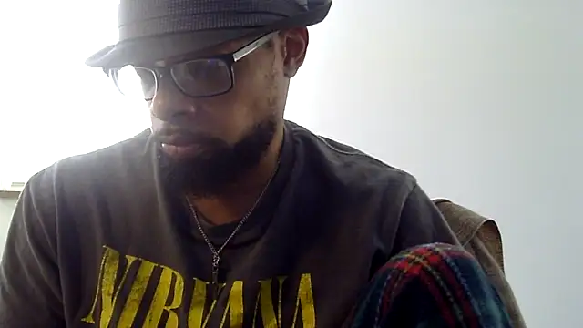 Snapshot of WhiskeyWood_DuhGOD chatting on October 29, 2025, 5:04 pm WhiskeyWood DuhGOD online show from October 29, 2025, 5:04 pm