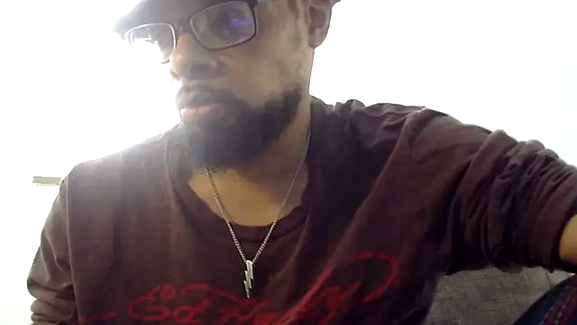 Snapshot of WhiskeyWood_DuhGOD chatting on November 10, 2025, 5:34 pm WhiskeyWood DuhGOD online show from November 10, 2025, 5:34 pm