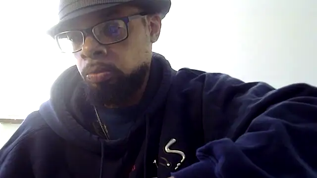 Snapshot of WhiskeyWood_DuhGOD chatting on November 14, 2025, 5:33 pm WhiskeyWood DuhGOD online show from November 14, 2025, 5:33 pm