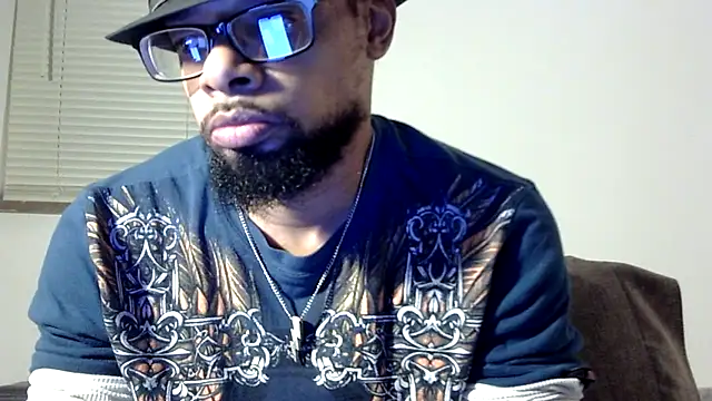 Snapshot of WhiskeyWood_DuhGOD chatting on November 16, 2025, 2:17 am WhiskeyWood DuhGOD online show from November 16, 2025, 2:17 am