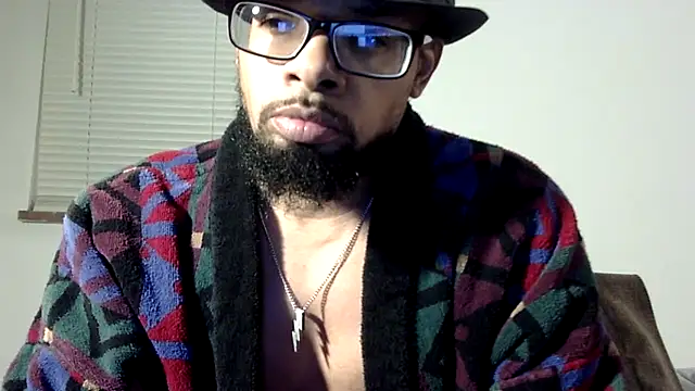 Snapshot of WhiskeyWood_DuhGOD chatting on November 23, 2025, 2:00 am WhiskeyWood DuhGOD online show from November 23, 2025, 2:00 am