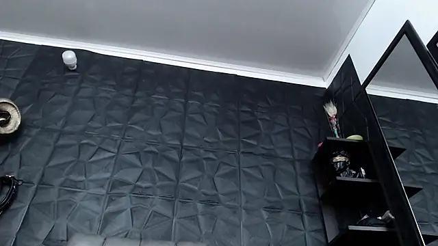 Agata Darkness online show from January 15, 2026, 1:32 am