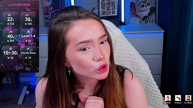 Evia r0se online show from April 26, 2026, 9:07 am