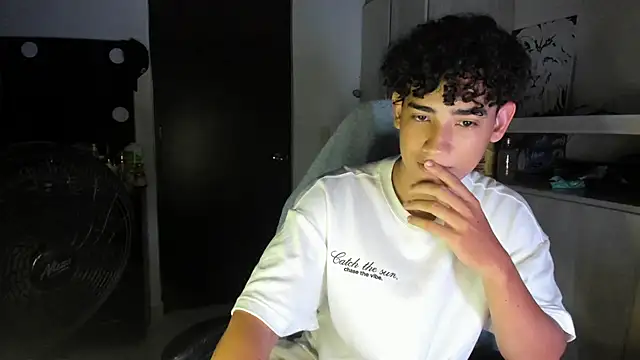 jake willianss online show from July 26, 2026, 2:20 am