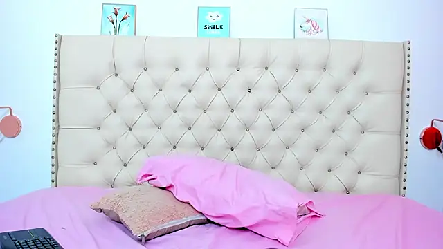 Snapshot of Kim_Eli chatting on January 16, 2025, 6:37 pm Kim Eli online show from January 16, 2025, 6:37 pm