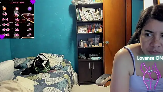 Snapshot of peanut_tangerine chatting on November 8, 2025, 1:06 am peanut tangerine online show from November 8, 2025, 1:06 am