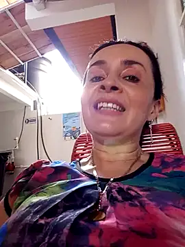 Samantha Sullivan  online show from December 2, 2024, 3:47 pm