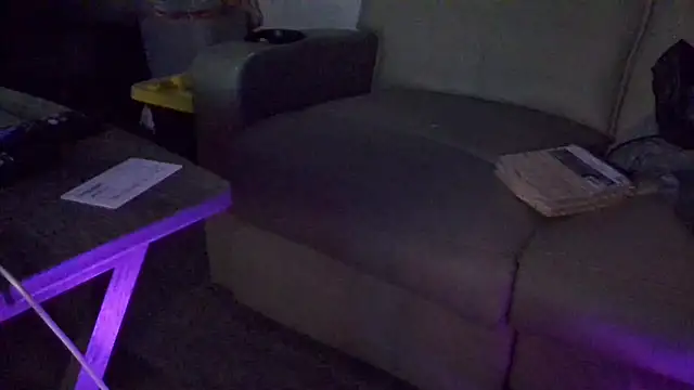 overaveragefreak4you online show from January 11, 2026, 7:46 am