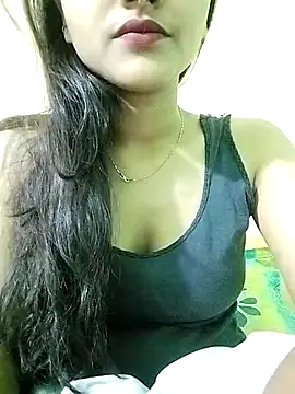 Snapshot of MISSQUEEN48 chatting on March 3, 2025, 4:03 pm MISSQUEEN48 online show from March 3, 2025, 4:03 pm