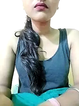 Snapshot of MISSQUEEN48 chatting on March 17, 2025, 7:35 am MISSQUEEN48 online show from March 17, 2025, 7:35 am