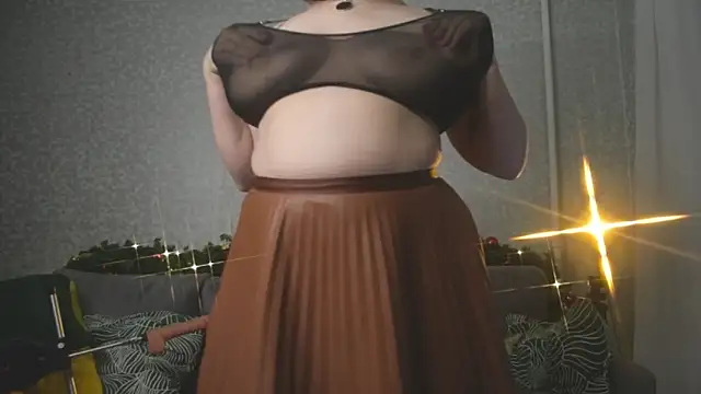 Kira Citro online show from December 18, 2024, 11:19 pm