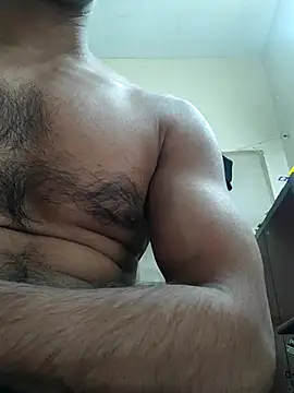 Wild-Honey online show from September 20, 2025, 2:56 am