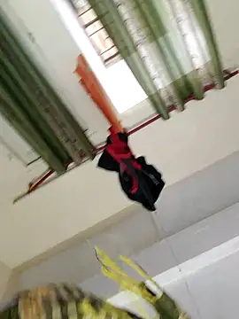 Wild-Honey online show from September 30, 2025, 3:33 am