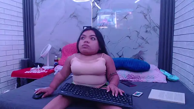 Snapshot of Michelle_Brooks chatting on September 12, 2025, 3:12 pm Michelle Brooks online show from September 12, 2025, 3:12 pm