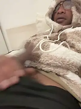 fernandmalach471 online show from December 8, 2024, 11:24 am