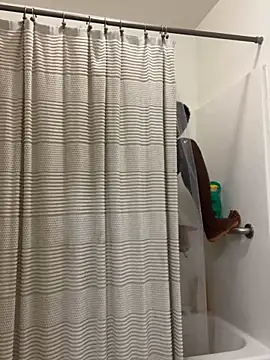 wonderfem101 online show from December 11, 2024, 7:46 pm