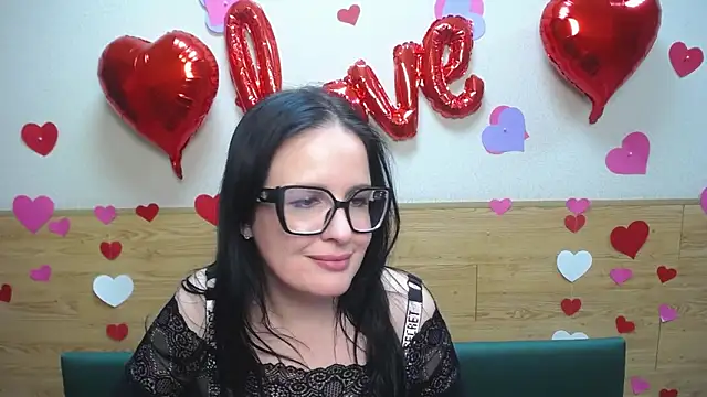 TayaBoret online show from February 5, 2025, 9:40 pm