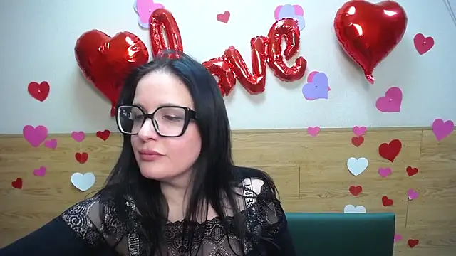 TayaBoret online show from February 8, 2025, 6:22 pm