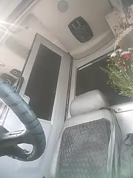 alexchir4 online show from December 18, 2025, 1:28 pm