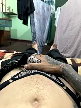 Snapshot of Big_dick_dog chatting on September 26, 2025, 5:55 am Big dick dog online show from September 26, 2025, 5:55 am