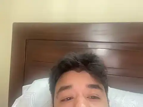 coolboy6566 online show from September 15, 2025, 7:41 am