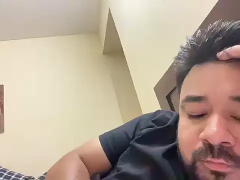 coolboy6566 online show from October 29, 2025, 6:42 pm