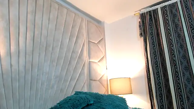 Jade squirtt online show from October 29, 2025, 11:28 pm