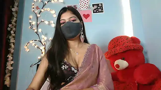 Reena Singh53 online show from October 15, 2025, 11:32 am