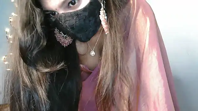 Reena Singh53 online show from November 10, 2025, 12:04 pm