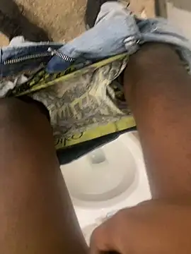 Snapshot of zeekBbc chatting on January 4, 2025, 6:51 pm zeekBbc online show from January 4, 2025, 6:51 pm