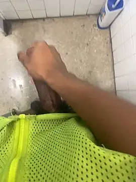 Snapshot of zeekBbc chatting on February 2, 2025, 8:41 pm zeekBbc online show from February 2, 2025, 8:41 pm