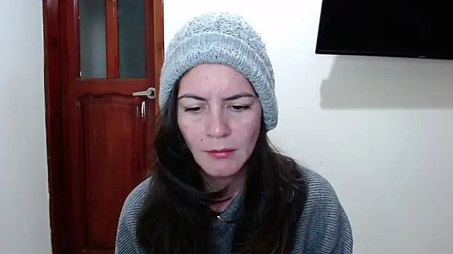 Snapshot of Hanny_24 chatting on June 29, 2026, 9:15 am Hanny 24 online show from June 29, 2026, 9:15 am