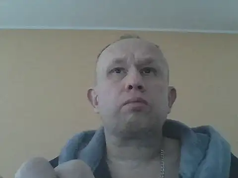 Snapshot of X46x chatting on September 27, 2025, 5:12 am X46x online show from September 27, 2025, 5:12 am